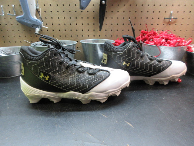 Load image into Gallery viewer, Used Under Armour Harper 9 RM Baseball Cleats - Size 8
