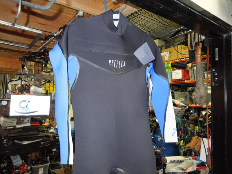 Load image into Gallery viewer, Like New Reeflex Royale Chest Zip Seamless Dive Suit Size Large Small
