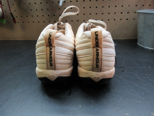 Used Under Armour Leadoff Low RM Jr. Baseball Cleats - Size Youth 4.5