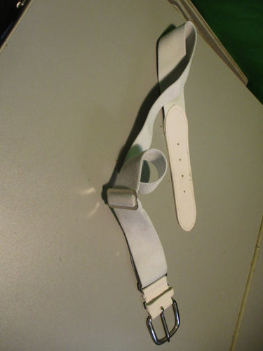Used white Adult Baseball Belt
