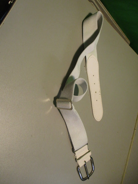 Used white Adult Baseball Belt