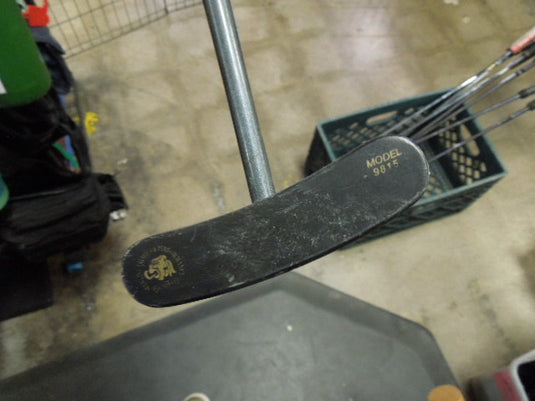 Vintage Slotline Model 9815 Center Shaft Broomstick Right Hand 47