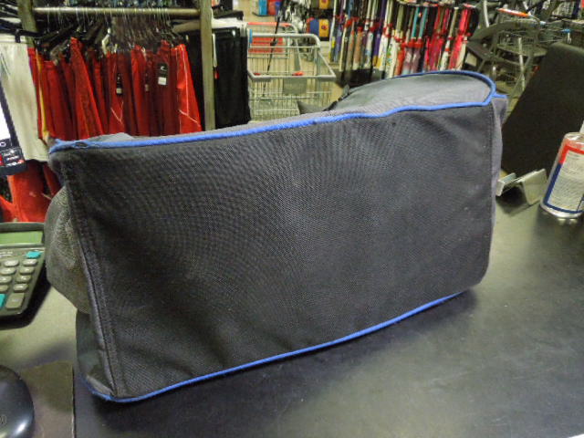 Load image into Gallery viewer, Used CG Duffle Bag 20x9x8.5"
