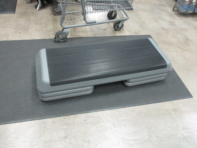 Load image into Gallery viewer, Used The Step Aerobic Step W/ 4 Risers

