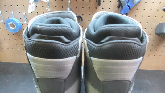 Used DC Faze 2022 Snowboarding Boots - Size 9.5