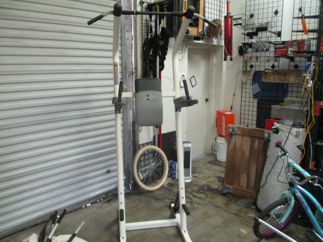 Load image into Gallery viewer, Used Linex Pull up Dip Station VKR STATION
