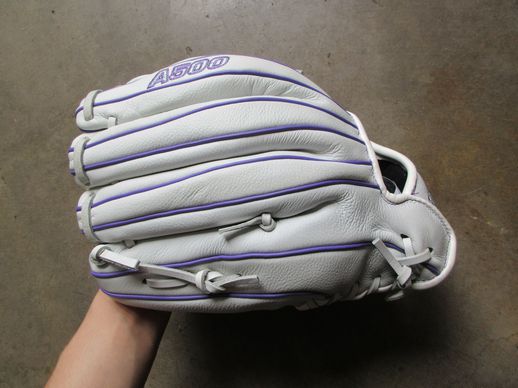Load image into Gallery viewer, New Wilson Siren A500 12.5" Fastpitch Leather Glove - RHT
