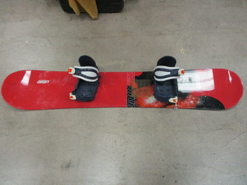 Used Liquid Universe Size 149Cm Snowboard W/ Dukes Bindings