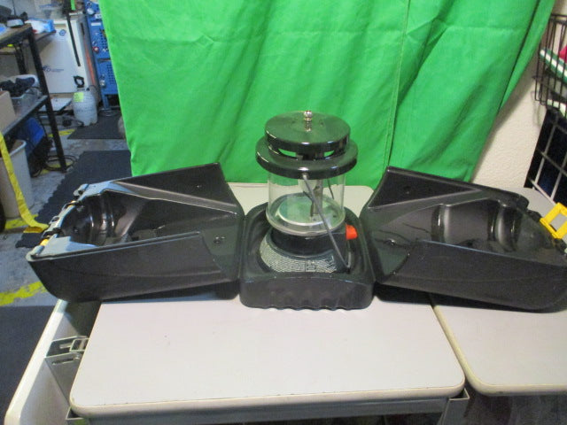 Load image into Gallery viewer, Used Coleman Instastart Propane Lantern
