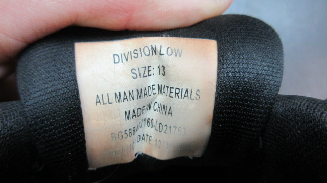 Load image into Gallery viewer, Used Rawlings Low Baseball Cleats - Size Youth 13
