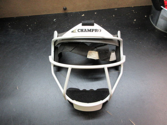 Used Champro Fielders Mask - Adult