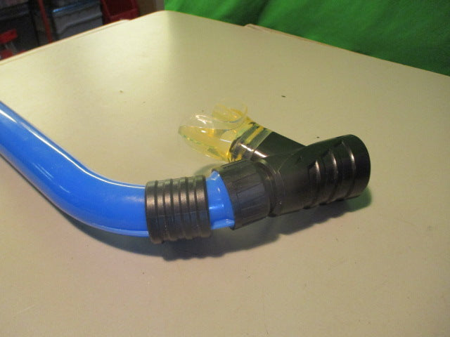 Load image into Gallery viewer, Used Ocean Master Blue Dry Snorkel
