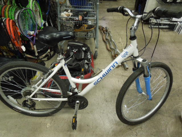 Load image into Gallery viewer, Used Schwinn Ladies Link 26" 21 Speed All City Bicyle
