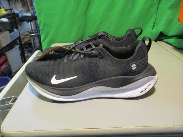 Load image into Gallery viewer, Nike React Infinity Run 4 Size 7.5 Running Shoes
