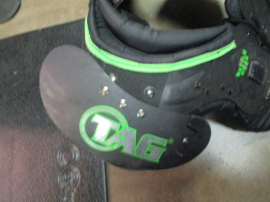 Used TAG Battle Gear TSP045 XL Football Shoulder Pads(NO strap CLIPS)