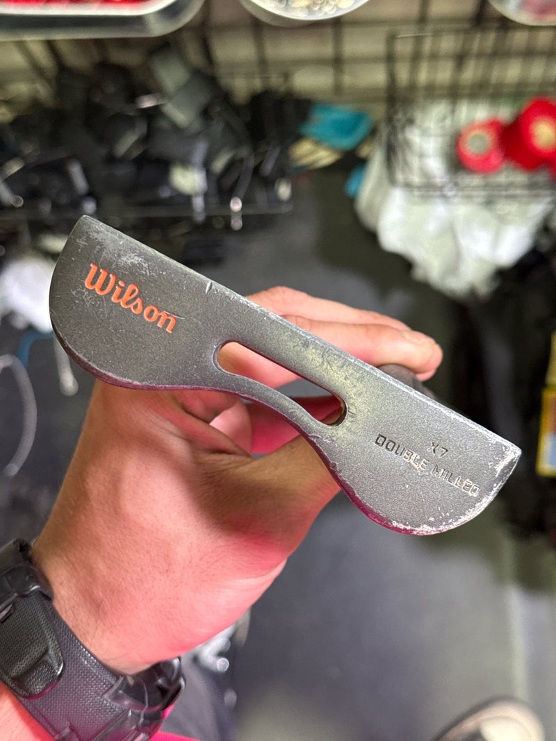 Load image into Gallery viewer, Used Wilson 1200 7x Double Milled Right Hand Putter 31.5"
