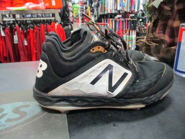 Load image into Gallery viewer, Used New Balance Size 6 Baseball Cleats
