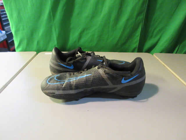 Load image into Gallery viewer, Used Nike Phantom Youth Size 5 Soccer Cleats
