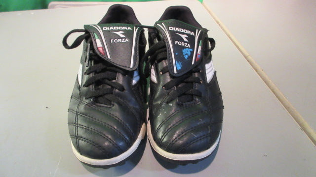 Load image into Gallery viewer, Used Diadora Forza Youth 2Y Turf Soccer Shoes

