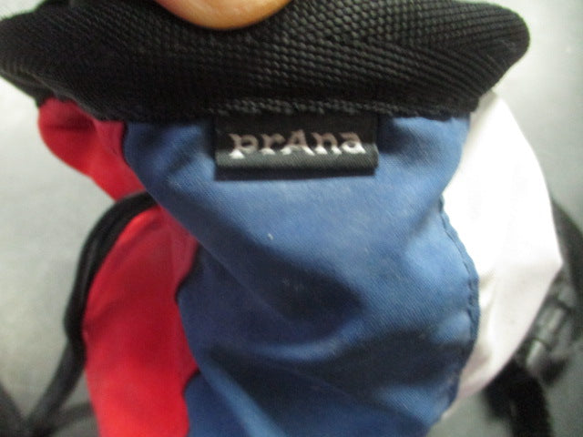 Load image into Gallery viewer, Used Prana CHALK BAG With Belt
