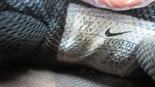 Used Nike Trout Baseball Cleats - Size Youth 1.5