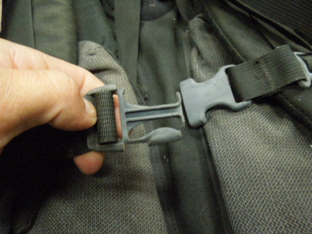 Load image into Gallery viewer, Vintage Mountainsmith Frostfire 5 Backpacking Pack
