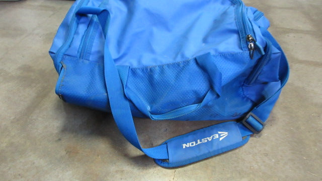 Load image into Gallery viewer, Used Easton Duffle Bag
