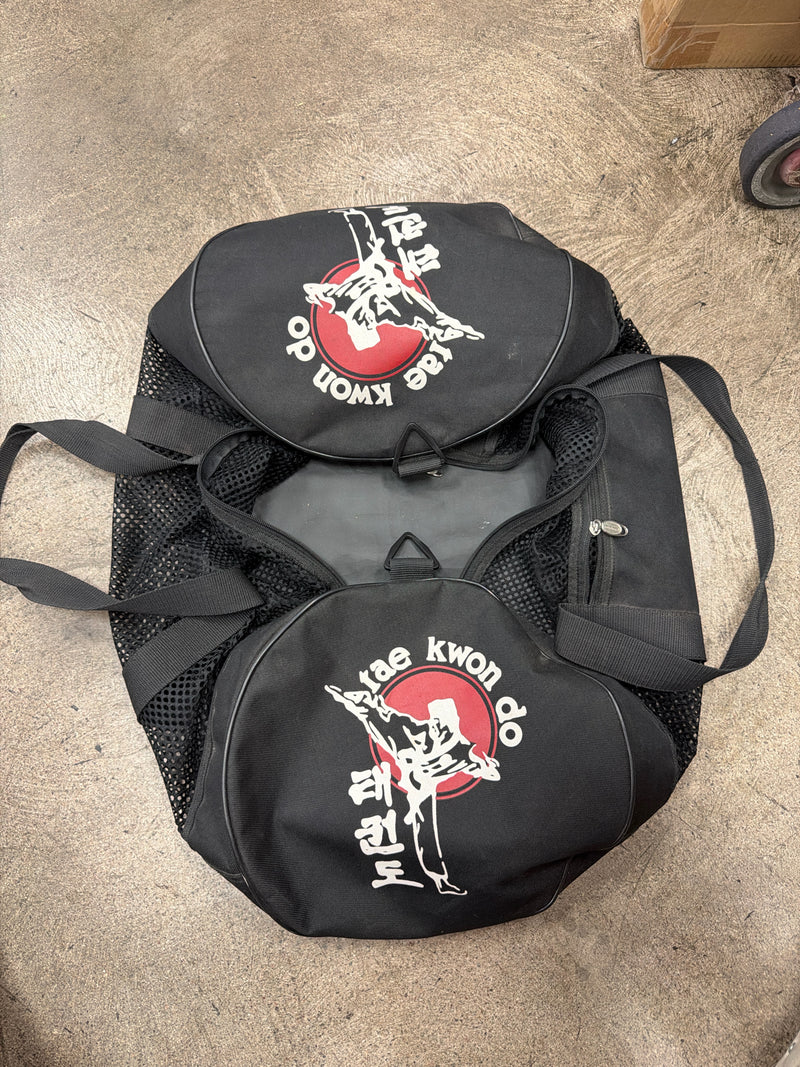 Load image into Gallery viewer, Used Larg Tae Kwon Do Black duffel bag
