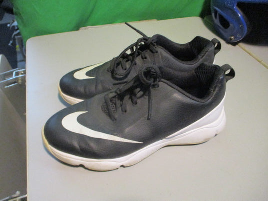 Used Nike Just Do It Size 4.5 Golf Shoes