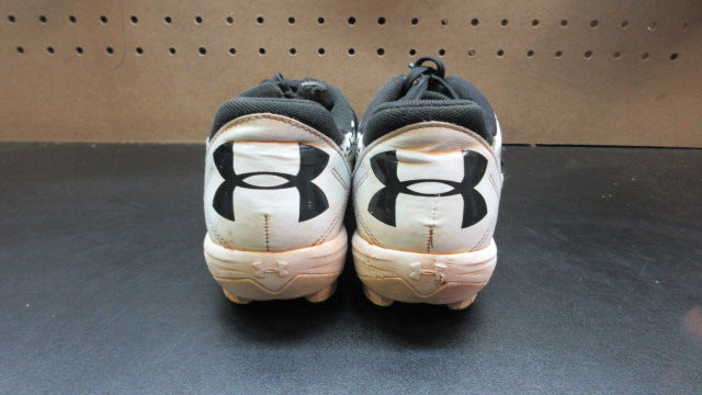Load image into Gallery viewer, Used Under Armour Cleats - Size Youth 5
