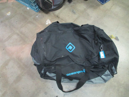 Ocean Pro Wheeled Courier Bag