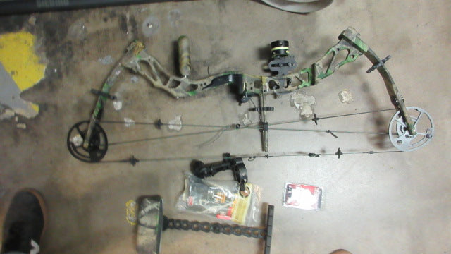 Load image into Gallery viewer, Used Bowtech Sniper Compound Bow 60 draw with Misc Acc Shown In Pictures
