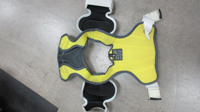 Load image into Gallery viewer, Used Bauer Supreme S170 Hockey Youth Small Shoulder Pads
