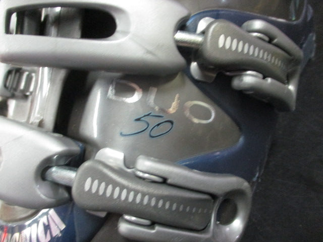 Load image into Gallery viewer, Used Tecnica DUO 50 Size 6.5 Downhill Boots - No Insoles
