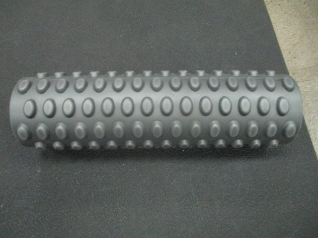Load image into Gallery viewer, Used Perfect 18" Foam Recovery Roller
