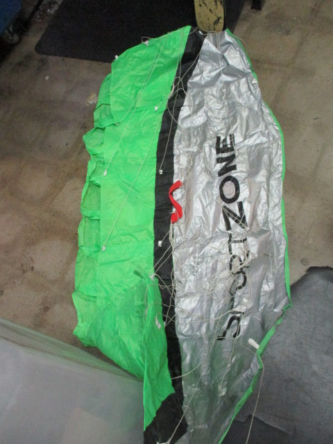 Load image into Gallery viewer, Used Power Kite Hengda Sport Zone 85CM Kite
