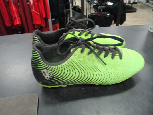Used Vizari Firm Ground Youth 2.5 Soccer Cleats