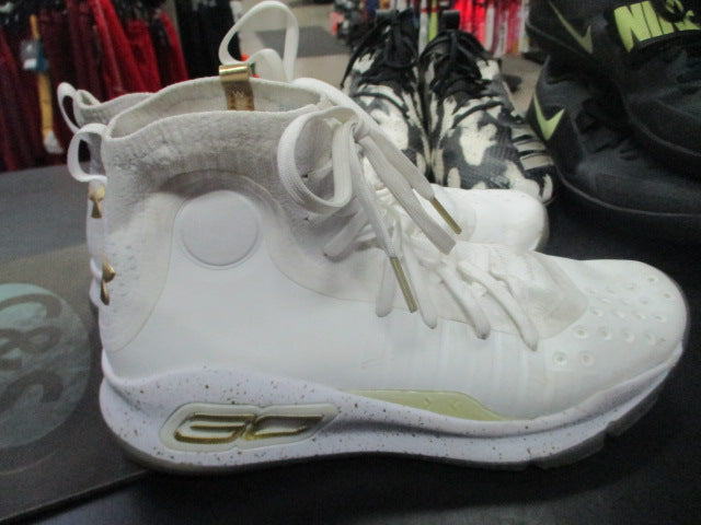 Load image into Gallery viewer, Used Seth Curry Size 6.5 basketball Shoes
