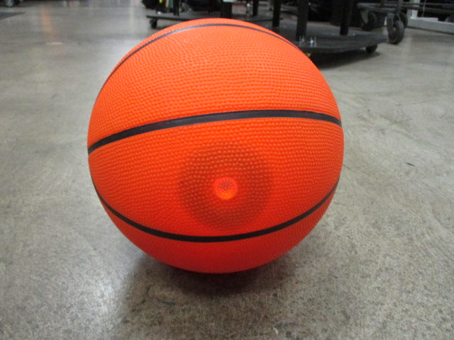 Load image into Gallery viewer, Used GlowCity Official Size Light Up Basketball
