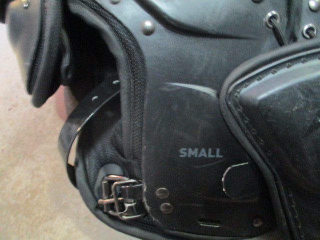 Load image into Gallery viewer, Used Xenith Flyte Youth Small Football Shoulder Pads
