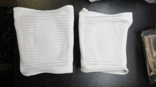 Under Armour UA Strive Volleyball Knee Pads - Size Large