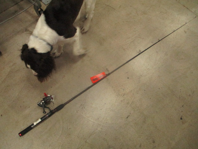 Load image into Gallery viewer, Used Shakespeare Ugly Stik GX2 6' 6" Fishing Pole Combo
