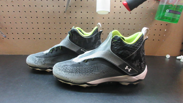 Load image into Gallery viewer, Used Under Armour Football Cleats - Mens Size 11 - Black/Green
