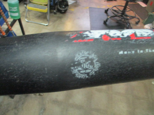 Load image into Gallery viewer, Used Miken Velocit-E Ultra Slowpitch Softball 34" 27.5oz
