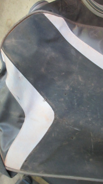 Load image into Gallery viewer, Used Demarini Momentum Wheeled Bag - Zipper problems &amp; wear
