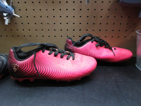 Used Vizari Stealth FG Soccer Cleats - Size 4