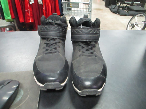 Used Riddell Heater Size 5 Football Cleats