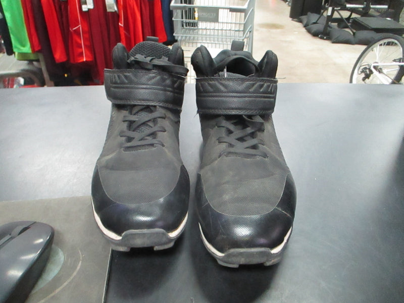 Load image into Gallery viewer, Used Riddell Heater Size 5 Football Cleats

