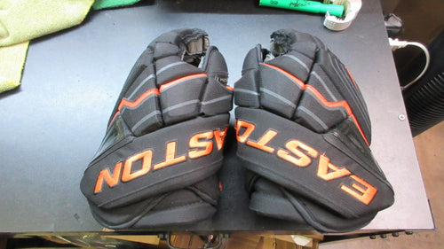 Used Easton 85S Hockey Gloves Adult Size Small