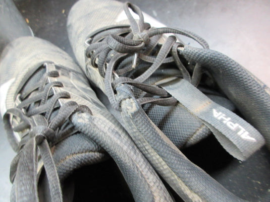 Used Nike Alpha Menace 4 Shark Football Cleats - Size 10.5